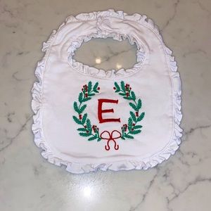 EUC Monogram “E” Christmas Holly Wreath Ruffle Baby Bib